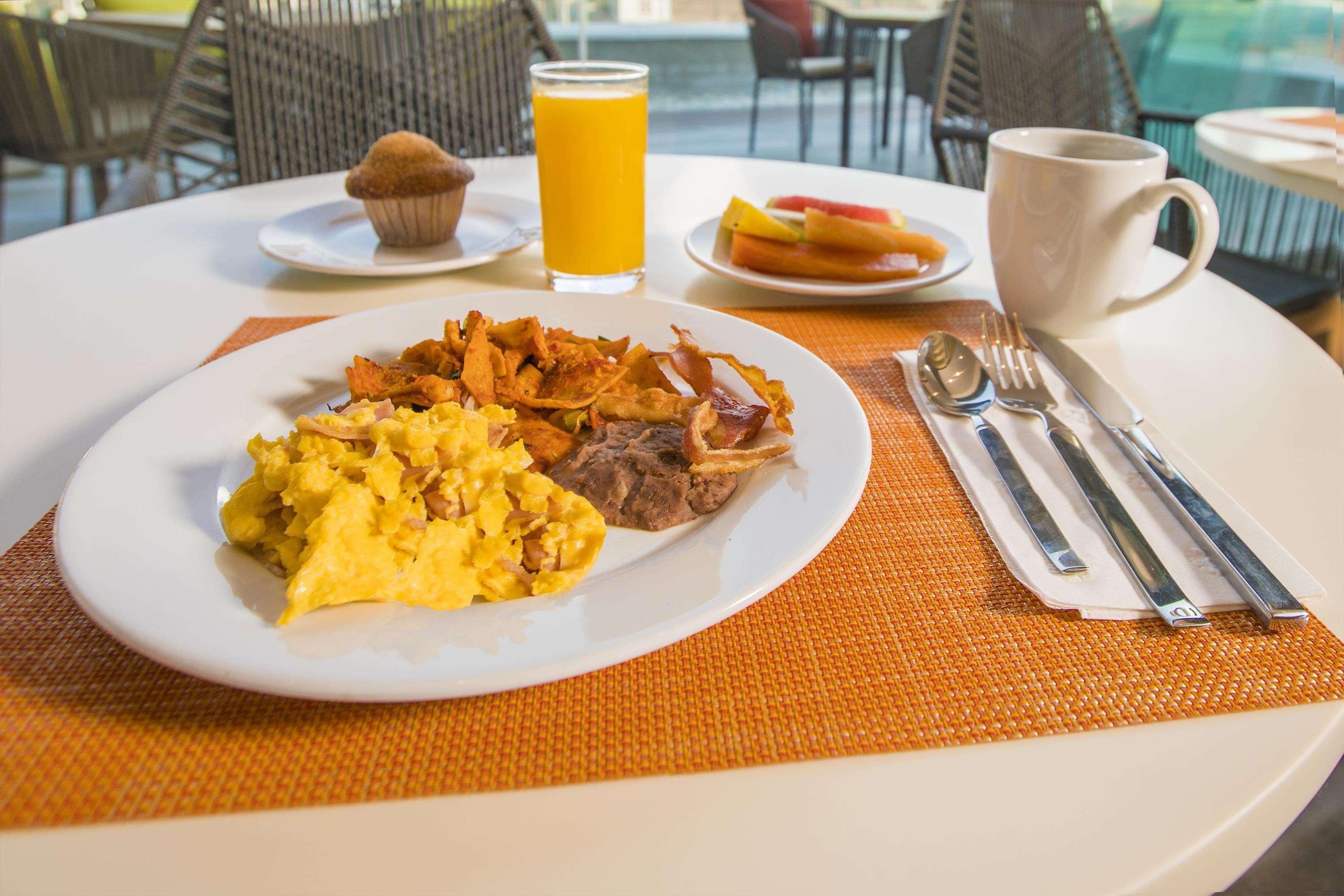 Hilton Garden Inn Silao Aeropuerto Bajio Buitenkant foto