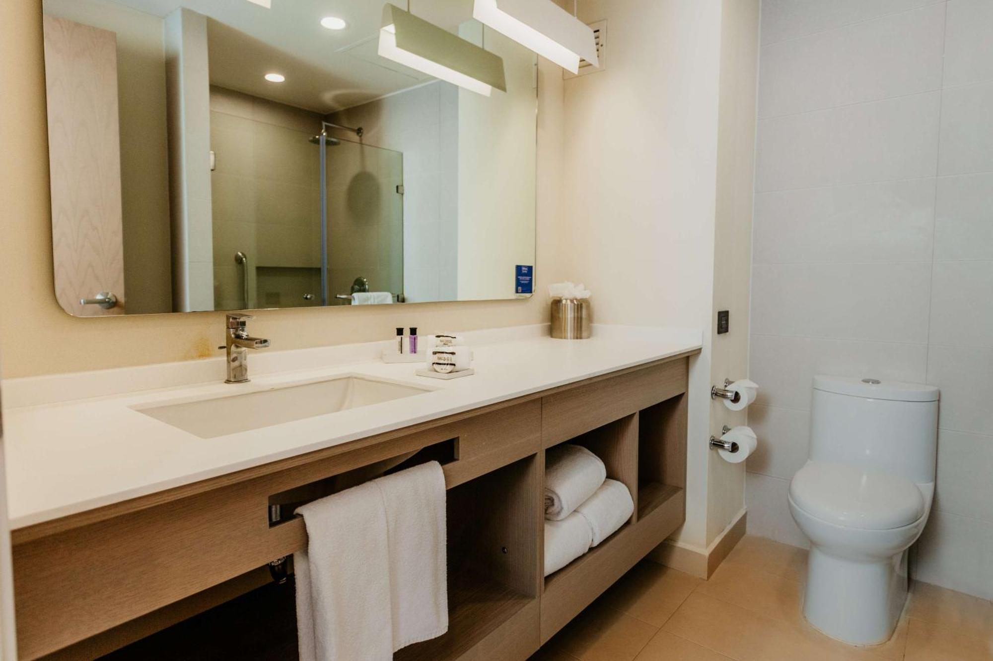 Hilton Garden Inn Silao Aeropuerto Bajio Buitenkant foto