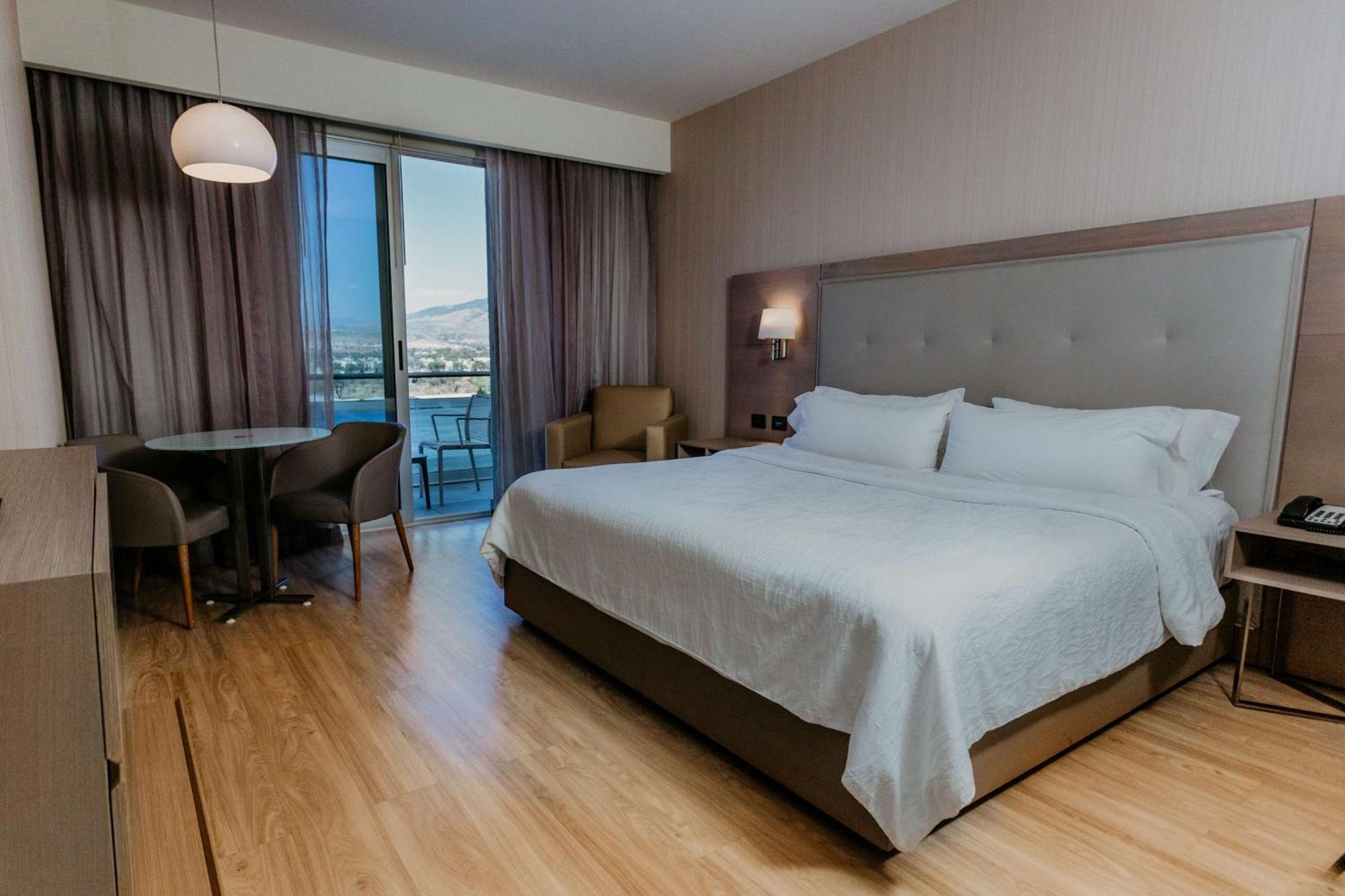 Hilton Garden Inn Silao Aeropuerto Bajio Buitenkant foto